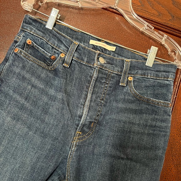 Levi’s Jeans - Picture 2 of 4